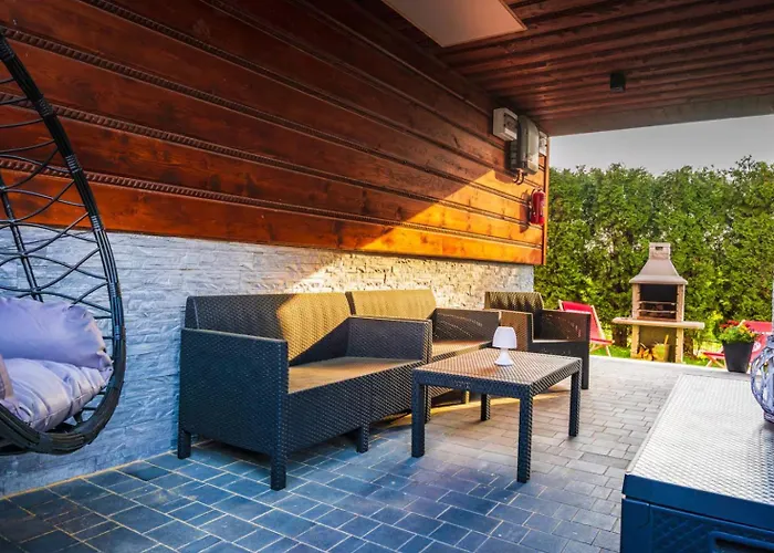 Nad Jeziorem فيلة *